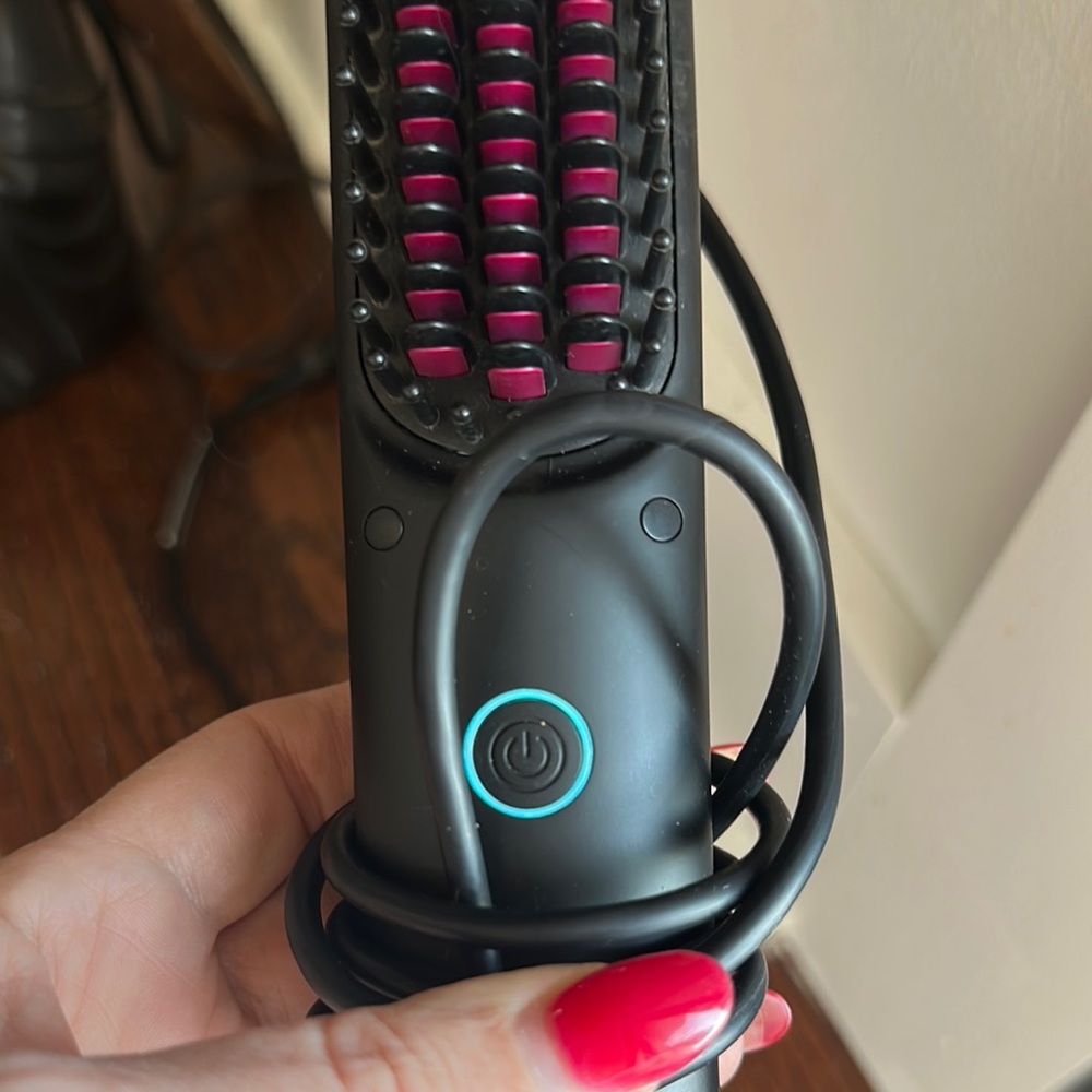 Black and Red Hair Straightening Brush